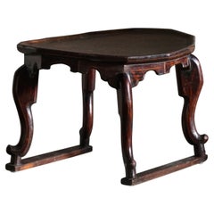 Table d'appoint/tabouret Art déco organique en bois massif teinté, années 1940