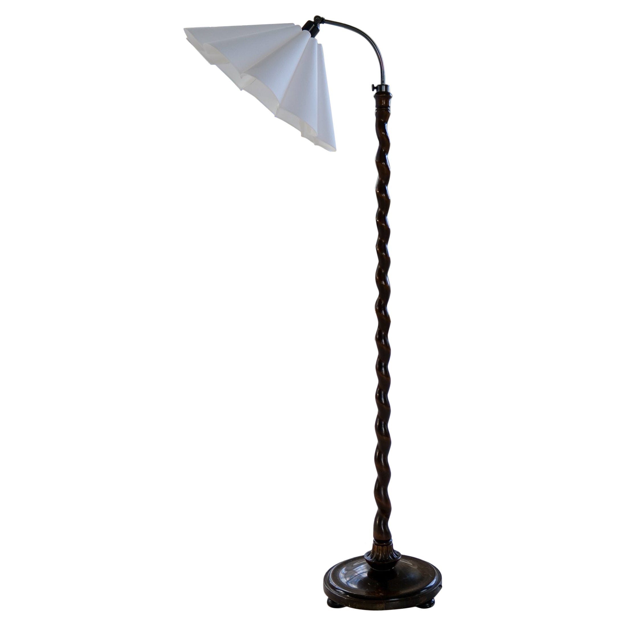 Art Deco Organic Swirl Floor Lamp in Stained Birch Sweden, 1940s For Sale