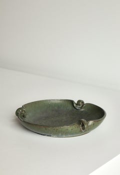 Ciotola / Piatto in gres a forma organica Art Deco di Arne Bang, Danimarca, anni '30