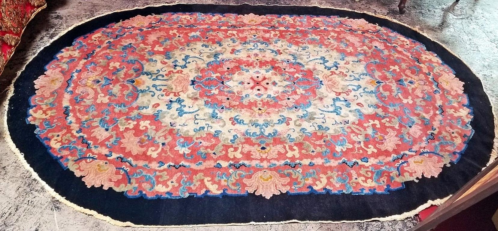 PRESENTING a BEAUTIFUL and RARE medium sized Helen Fette Oriental Rug from the Art Deco Era.

Beautifully detailed and HIGH QUALITY wool weave.

Lovely patina consistent with age.

Helen Fette was an American missionary, who went to China around