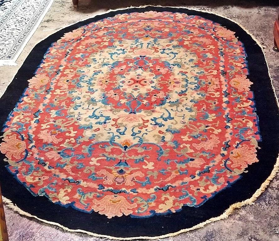 Mittelgroßer Art-Déco-Bodenteppich im orientalischen Stil von Helen Fette (Art déco) im Angebot