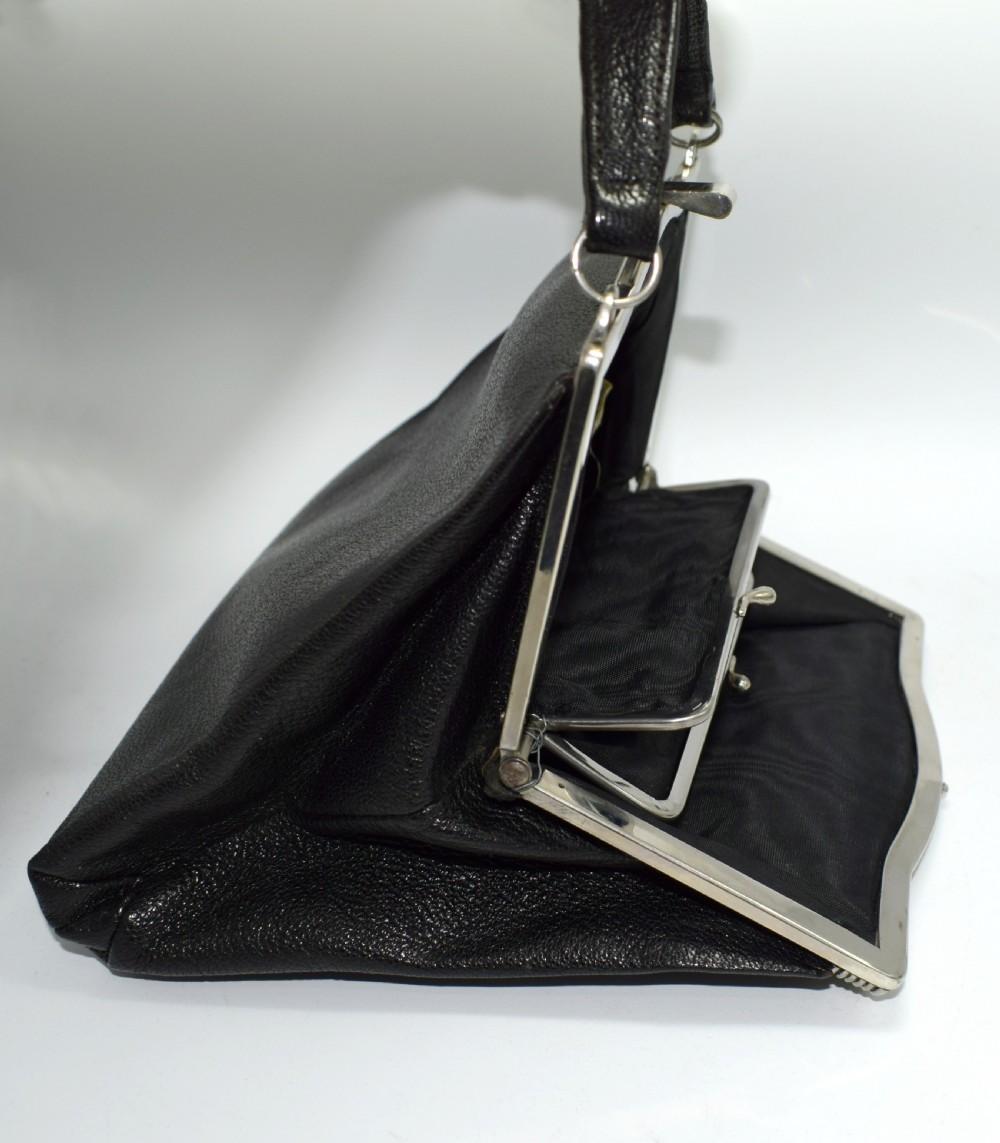 Art Deco Original 1930s Vintage Black Leather and Chrome Ladies Bag For Sale 6