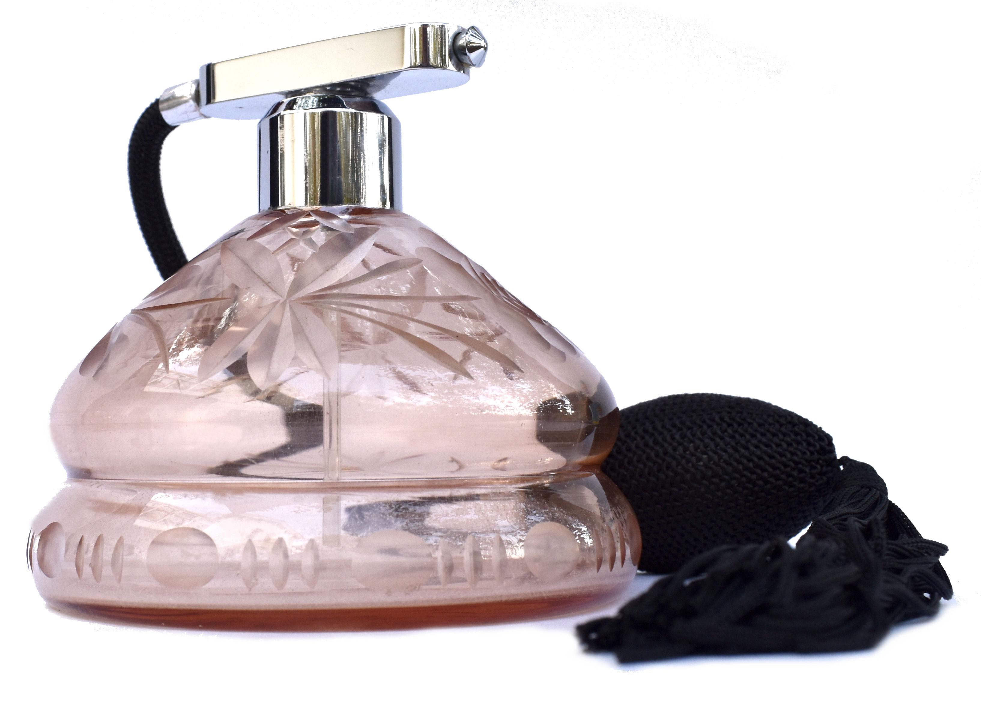 Vetro intagliato Atomizzatore di profumo da donna inglese originale Art Deco, anni '30 circa in vendita