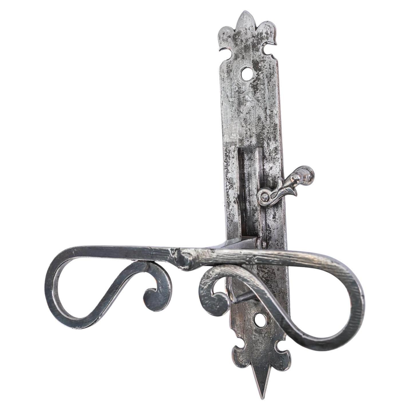 Gancio da esterno Art Deco per borse della spesa Vienna 1920 circa in vendita