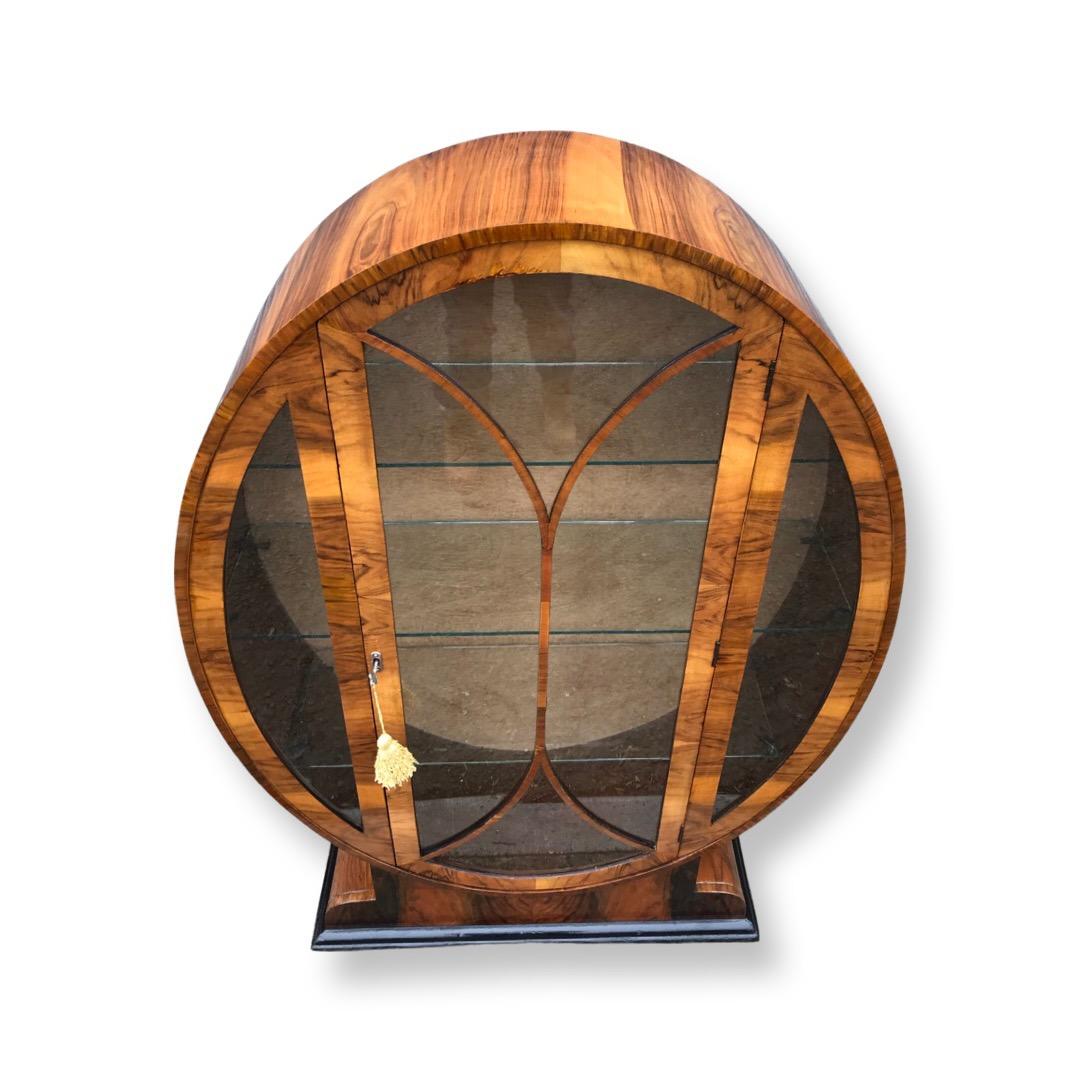 Mid-20th Century Art Deco Oval Display Cabinet in figured walnut