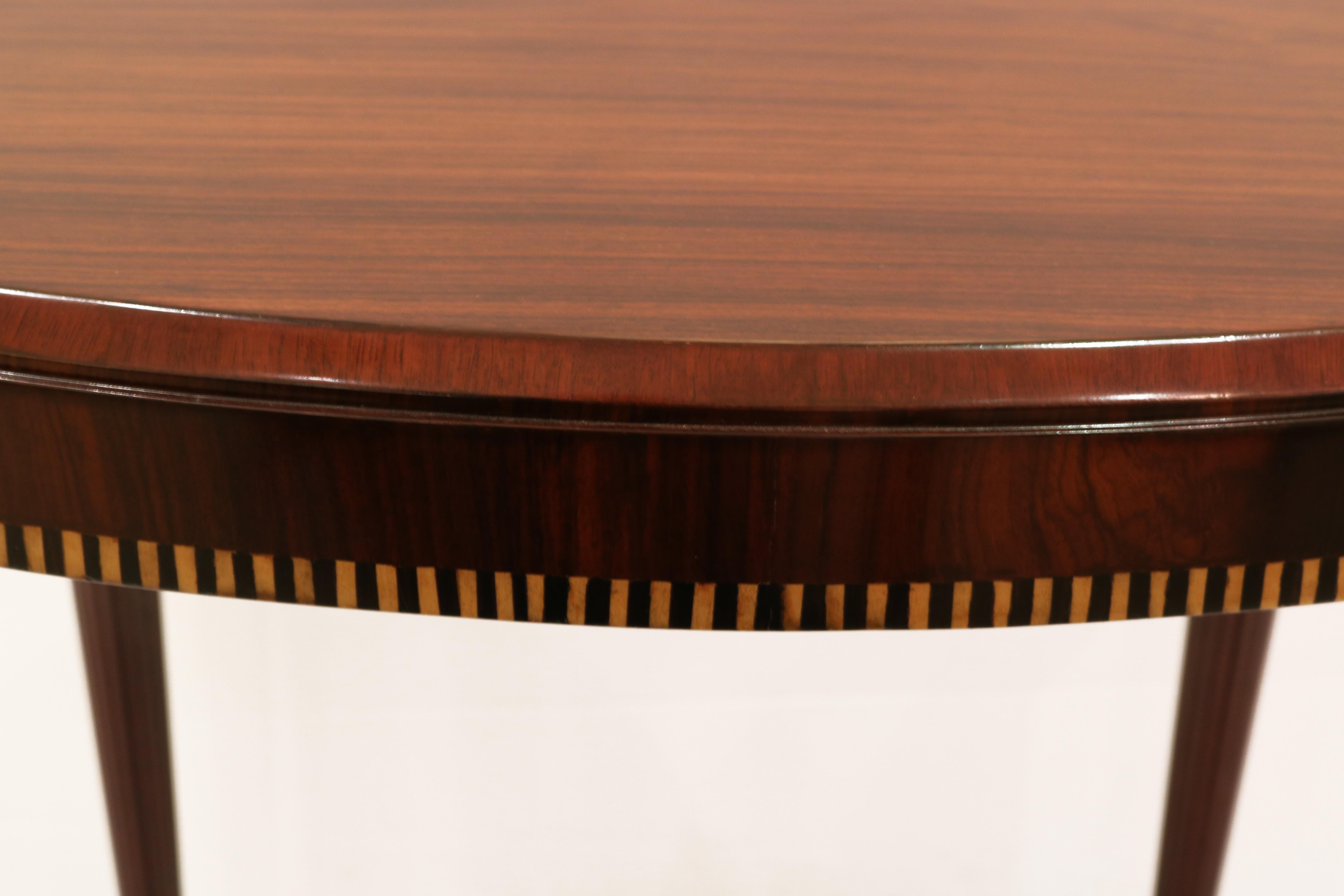 Français Table de lampe ovale art déco en vente