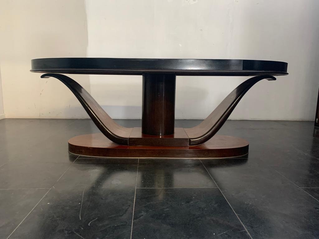 Mid-20th Century Art Deco Oval Mahogany Dining Table For Sale