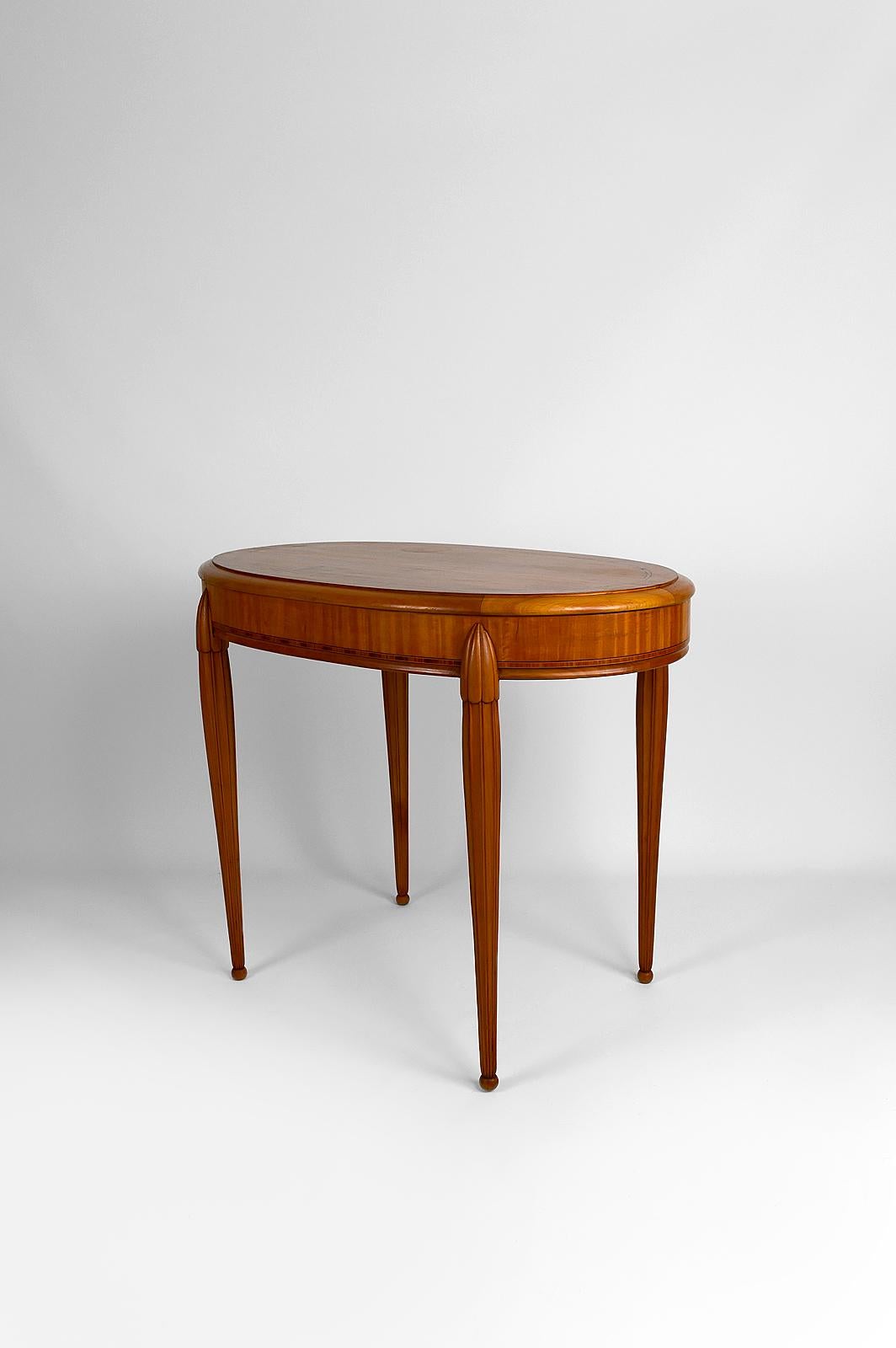 French Art Deco Oval Pedestal Table with Marquetry, France, circa 1920