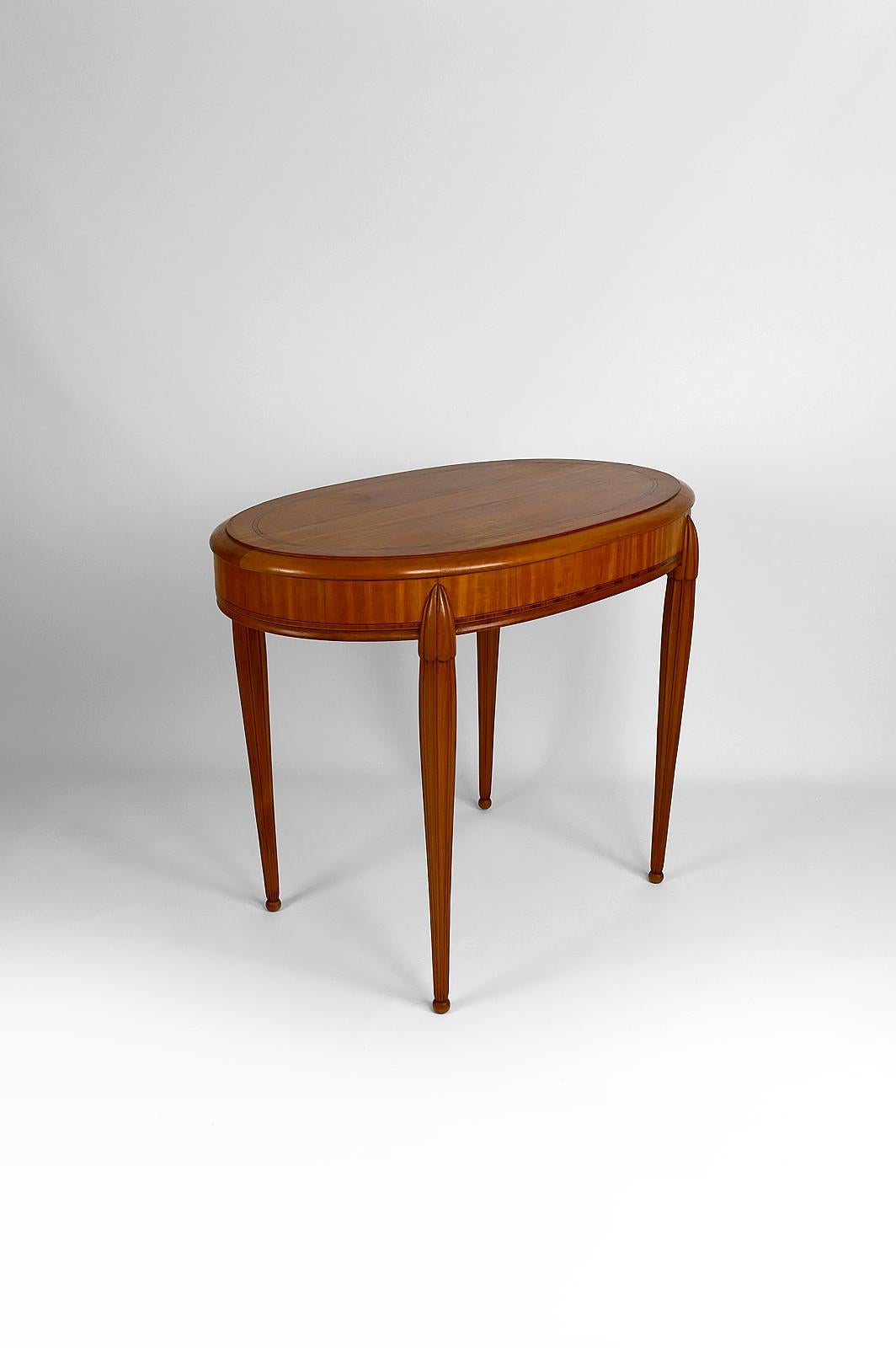 Inlay Art Deco Oval Pedestal Table with Marquetry, France, circa 1920