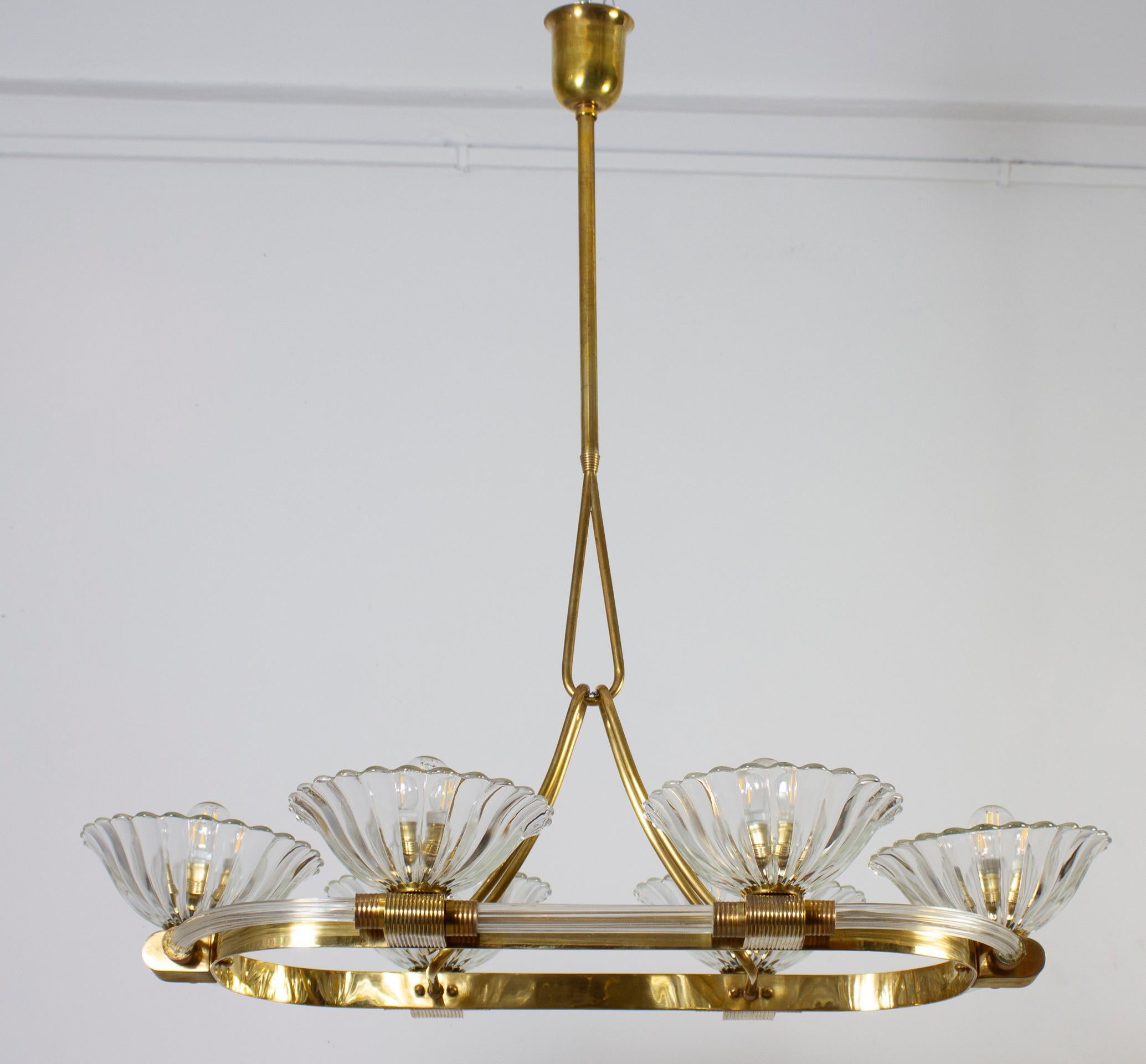 20th Century  Art Deco Oval Shape Brass and Murano Glass Chandelier by Ercole Barovier 1940 For Sale