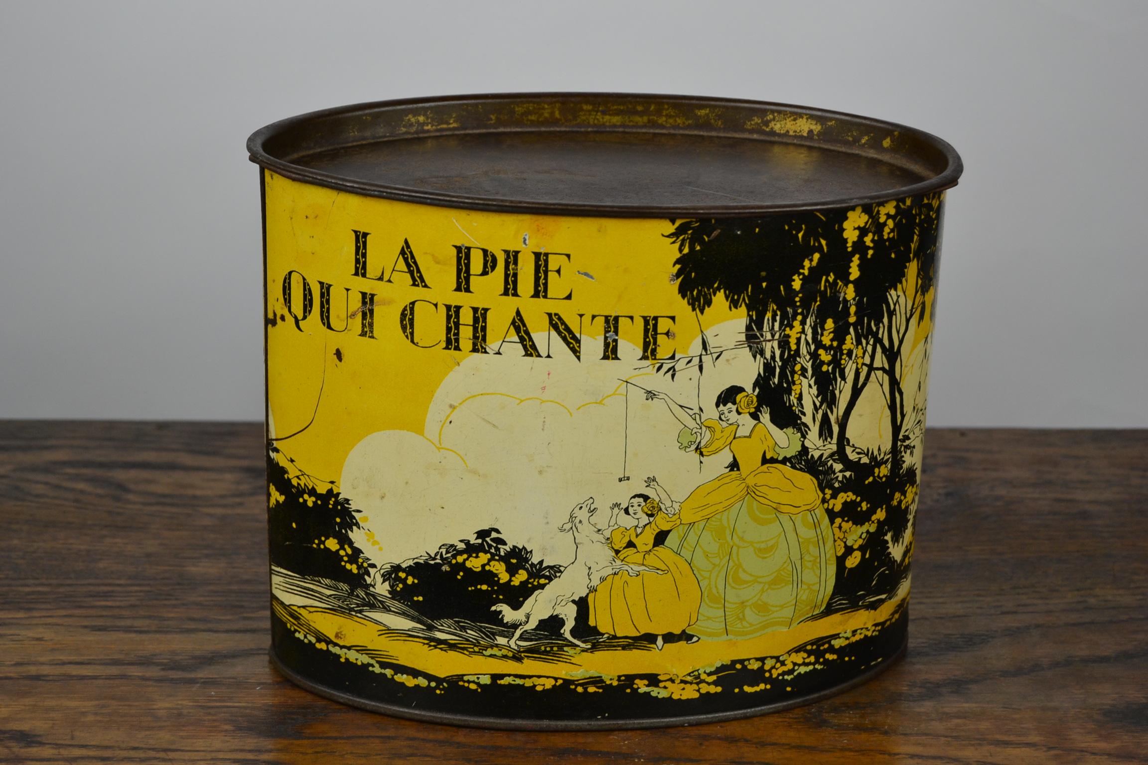 Art Deco Oval Tin for French Confectionery, 1920s 13