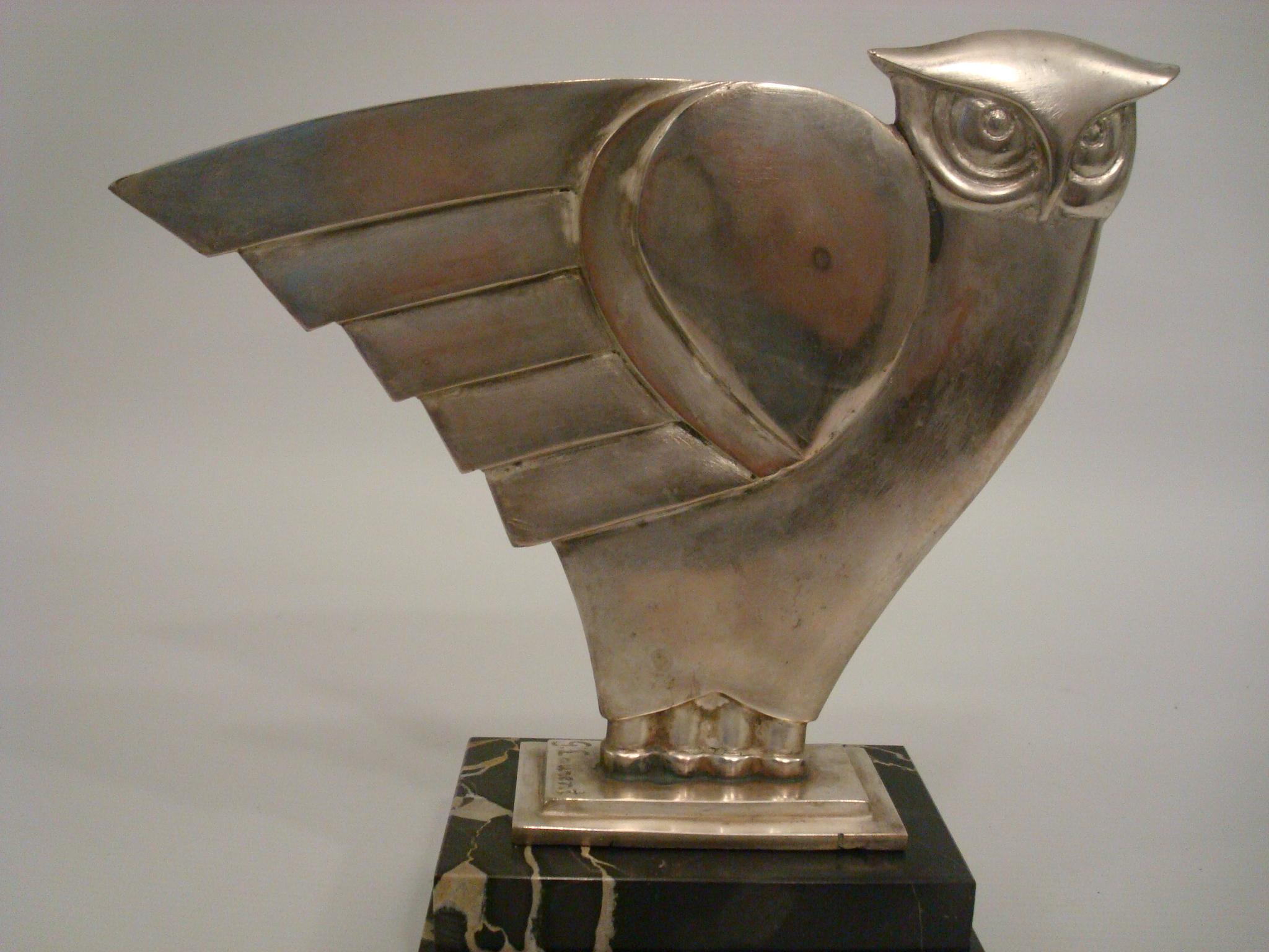 Sculpture de hibou Art déco en bronze argenté, G.H. Laurent, France, 1930 Bon état à Buenos Aires, Olivos