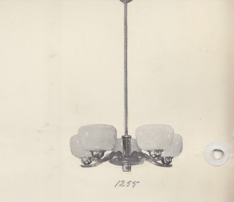 Pendentif Art Déco Paavo Tynell 1255 en laiton, bouleau et verre opalin, Taito 1930s en vente 8