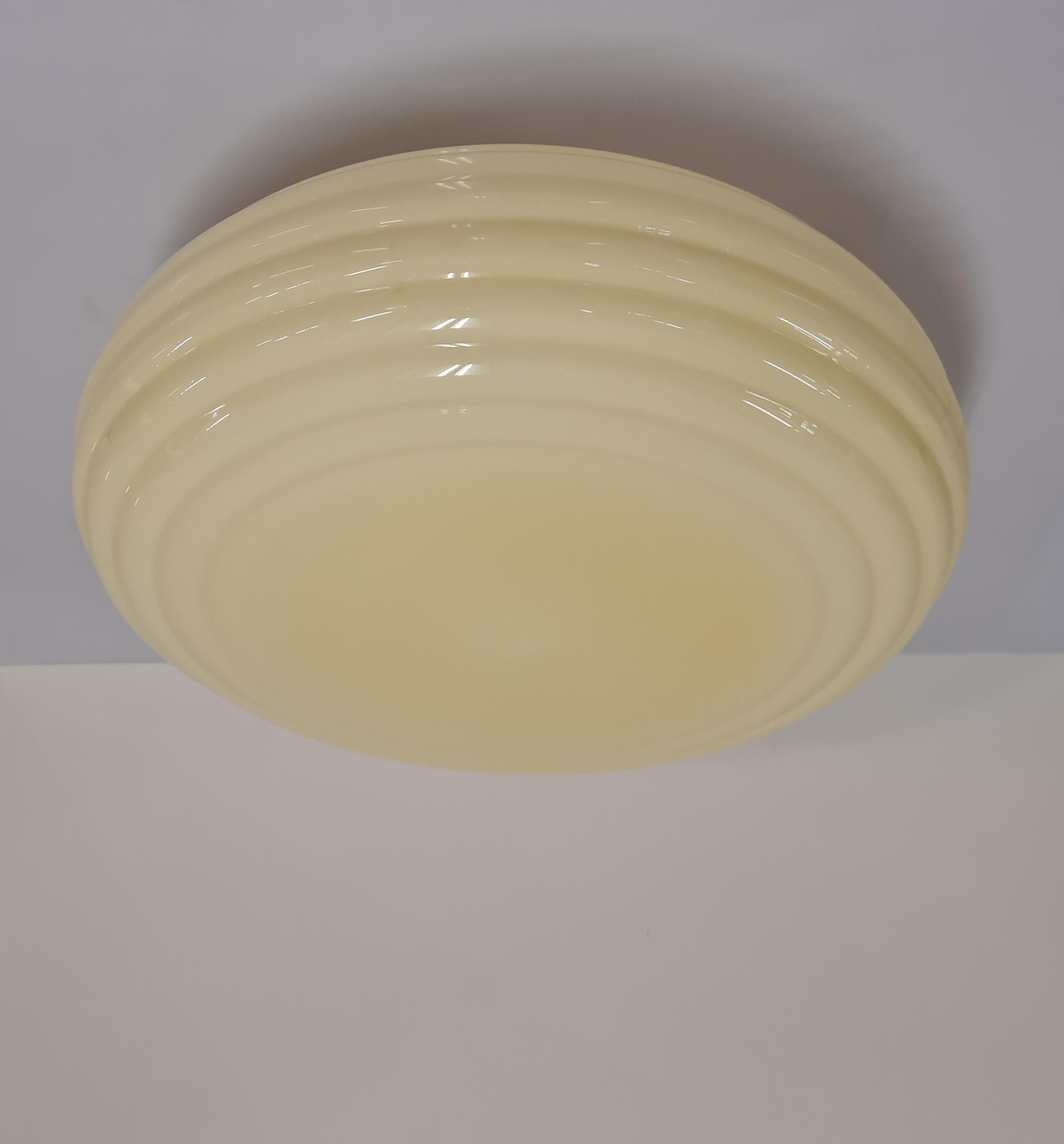 Art Deco Paavo Tynell Modello 1621, Vetro Beige, Taito 1930 in vendita 9