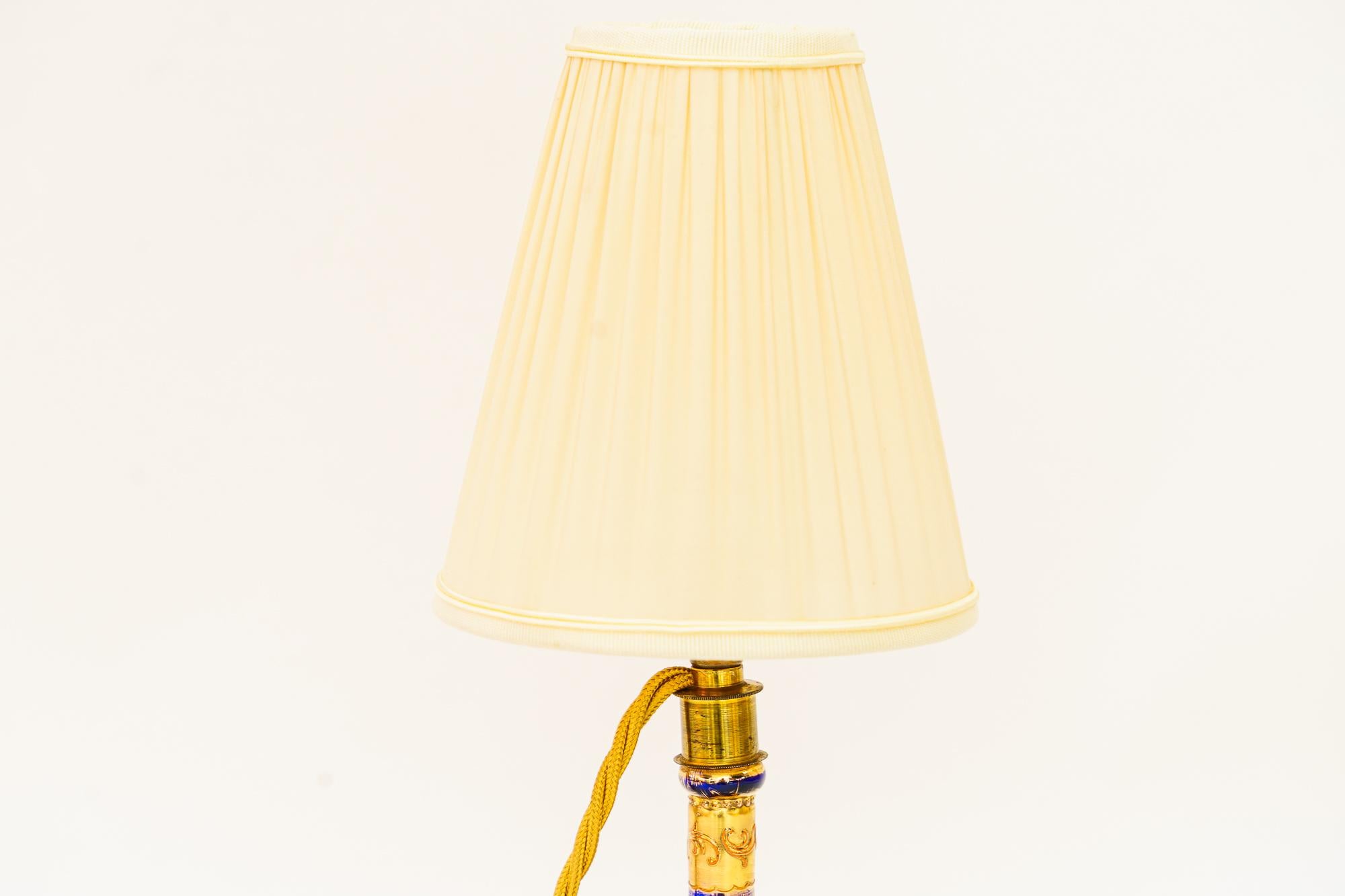 Art Deco painted glass table lamp with fabric shade vienna around 1920s
Original condition
The fabric shade is replaced ( new )