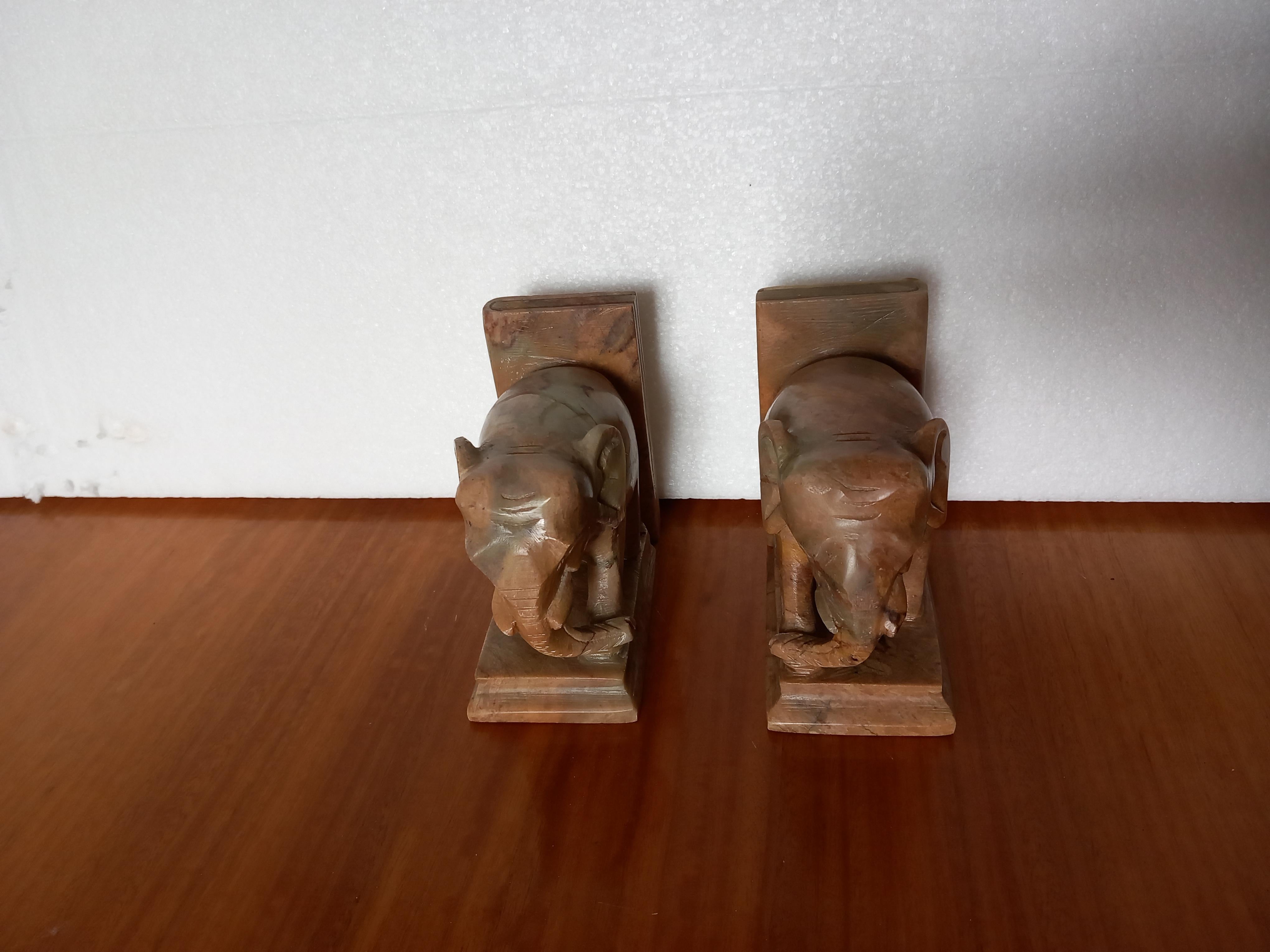 Art Deco Pair of Alabaster Bookends Elephant on a Book Spain 20th Century 4