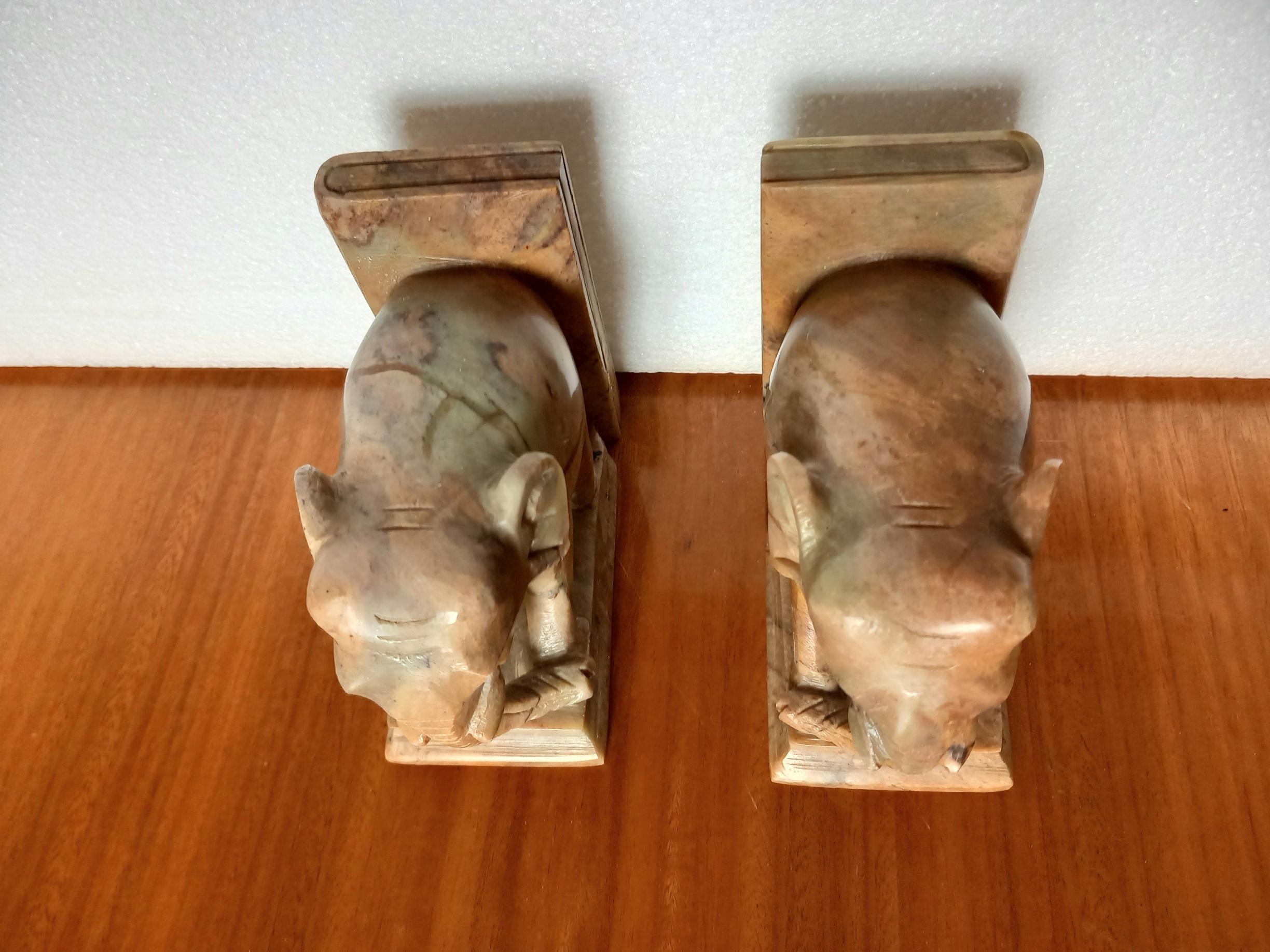 Art Deco Pair of Alabaster Bookends Elephant on a Book Spain 20th Century 2