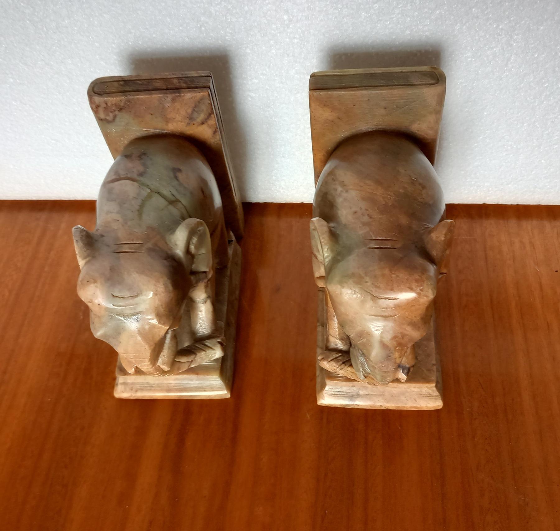 Art Deco Pair of Alabaster Bookends Elephant on a Book Spain 20th Century 3