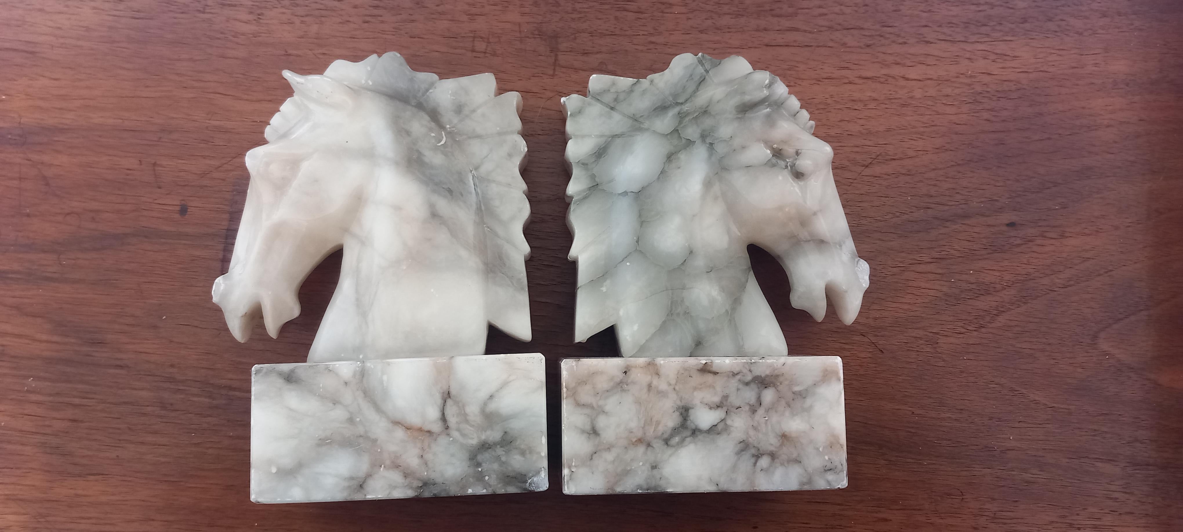 Art Deco Pair of Alabaster Bookends in Form of Horses Library Very Original In Good Condition For Sale In Mombuey, Zamora