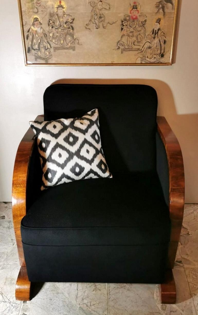 Art Deco Pair of Austrian Armchairs in Walnut and Velvet Worked Black, 1925 9