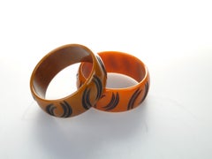 Art Deco Pair of Bakelite Bracelets America, 1930s