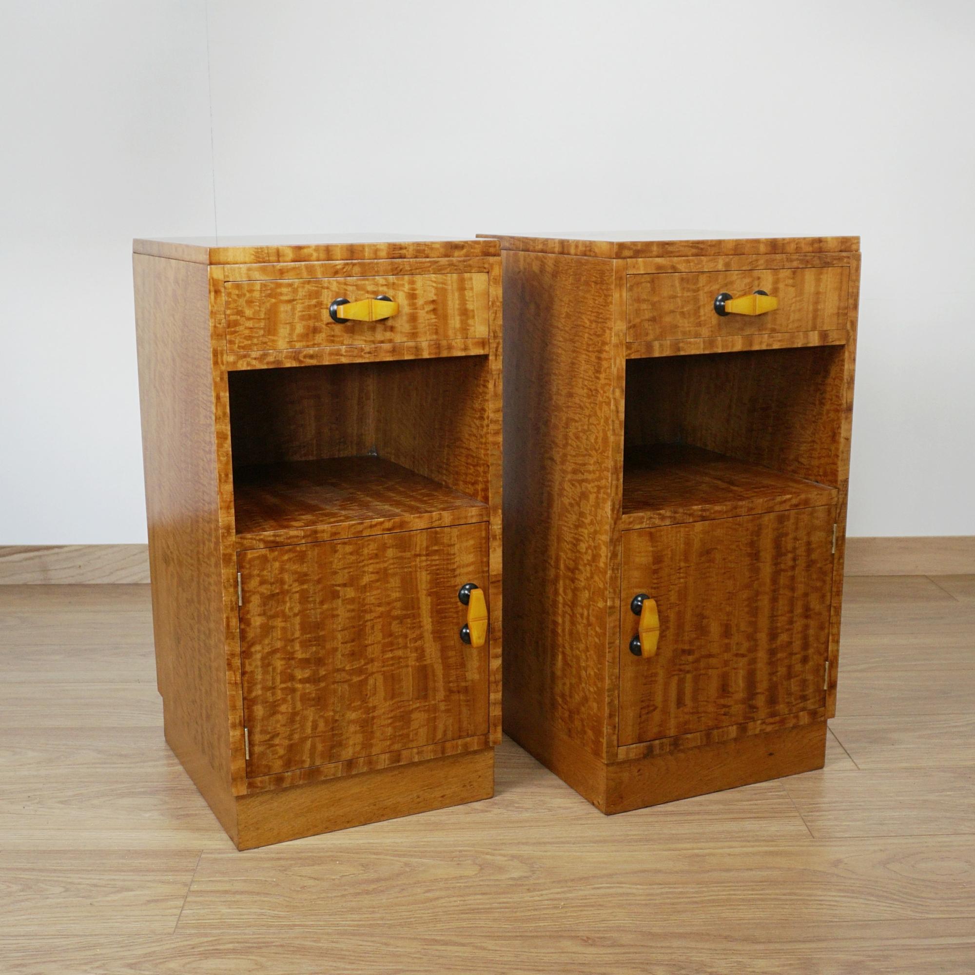 Art Deco Pair of Bedside Cabinets 6