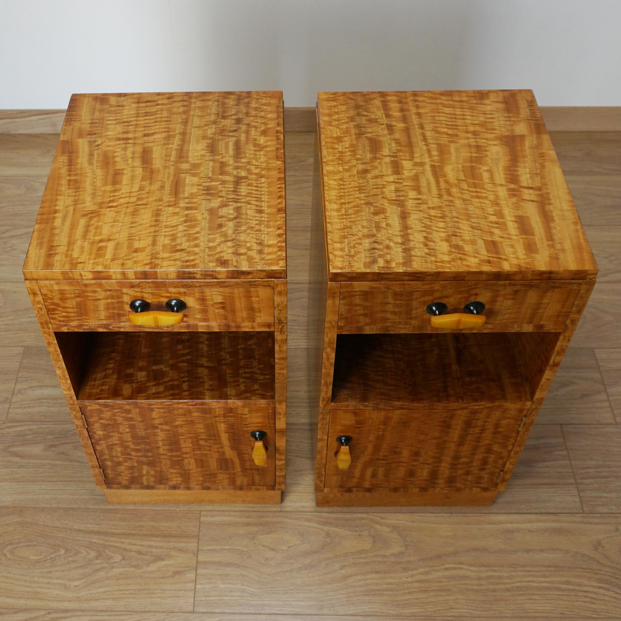 English Art Deco Pair of Bedside Cabinets