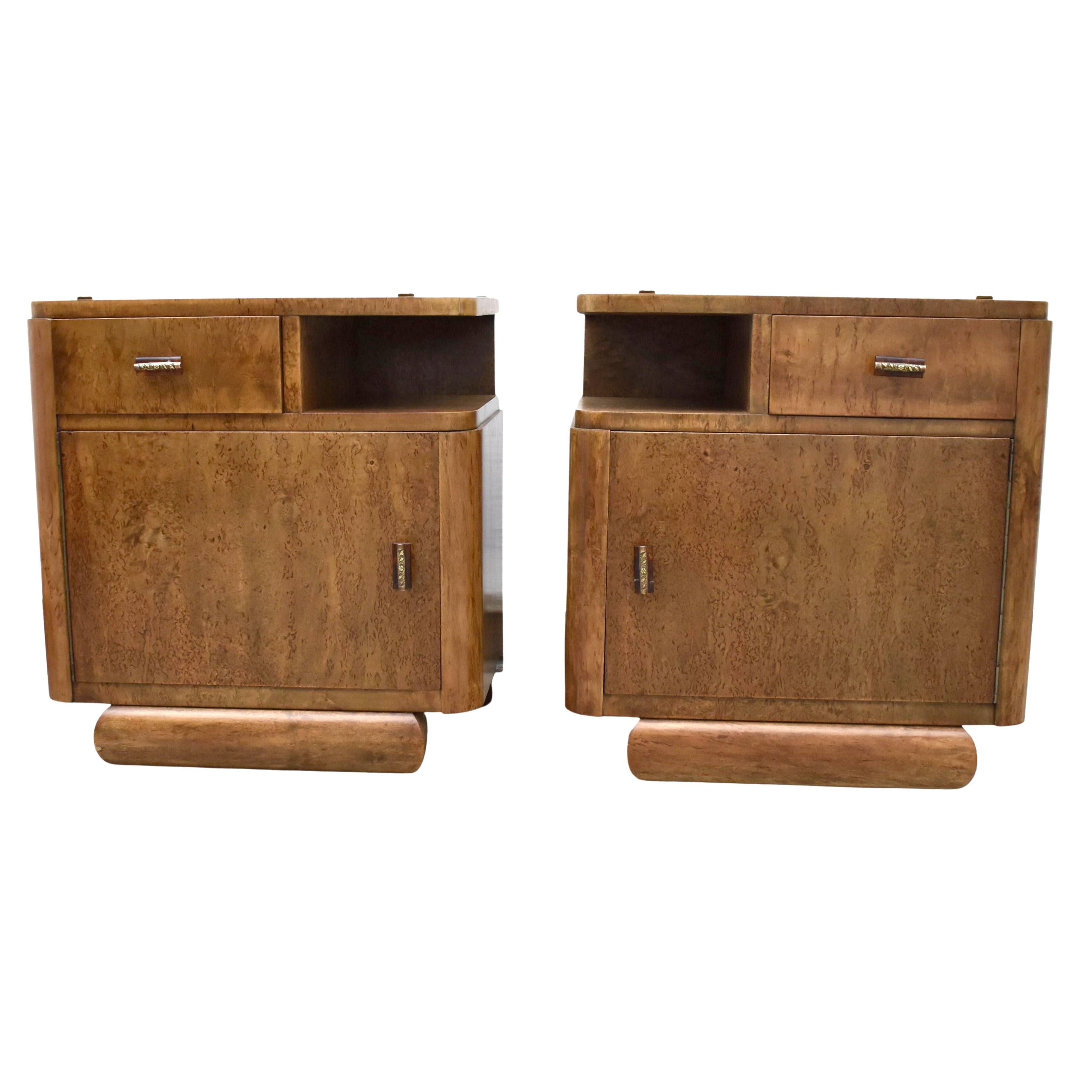 Art Deco Pair of Bedside Cabinets, Nightstands in Burr Elm, c1930