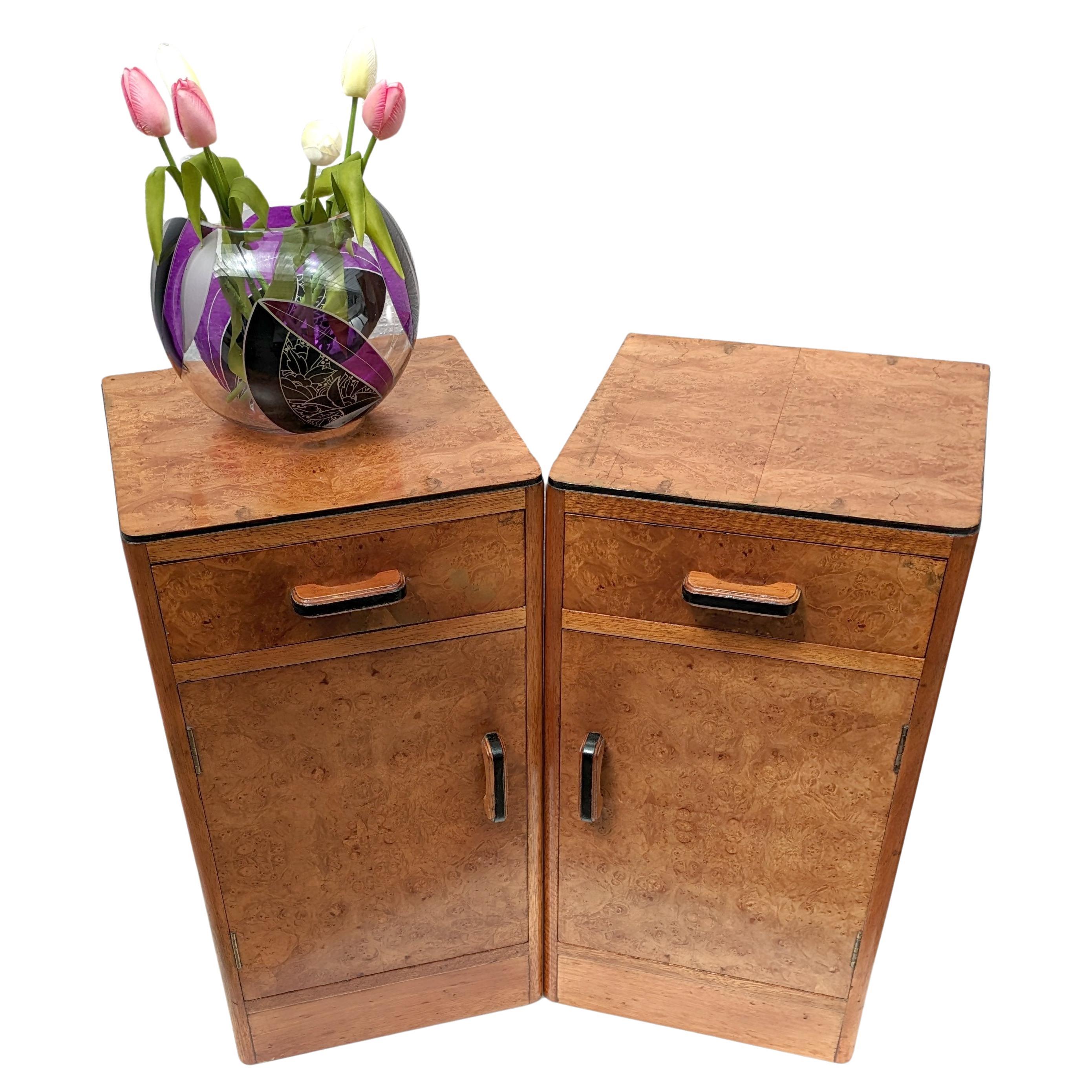 Art Deco Pair of Blonde Maple Bedroom Bedside Cabinets, c1930
