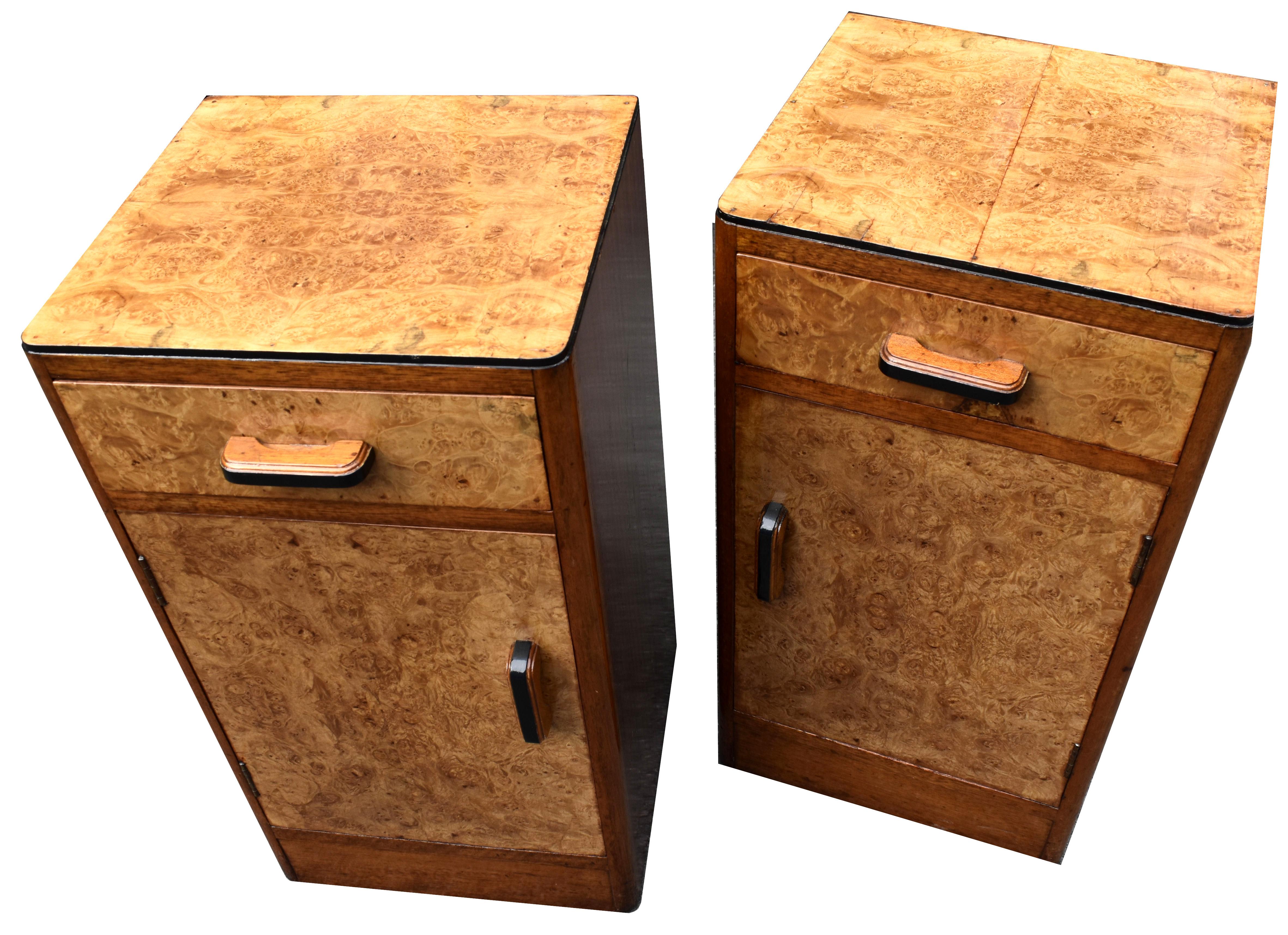 20th Century Art Deco Pair of Blonde Maple Bedroom Bedside Cabinets, Night Stands, c1930 For Sale