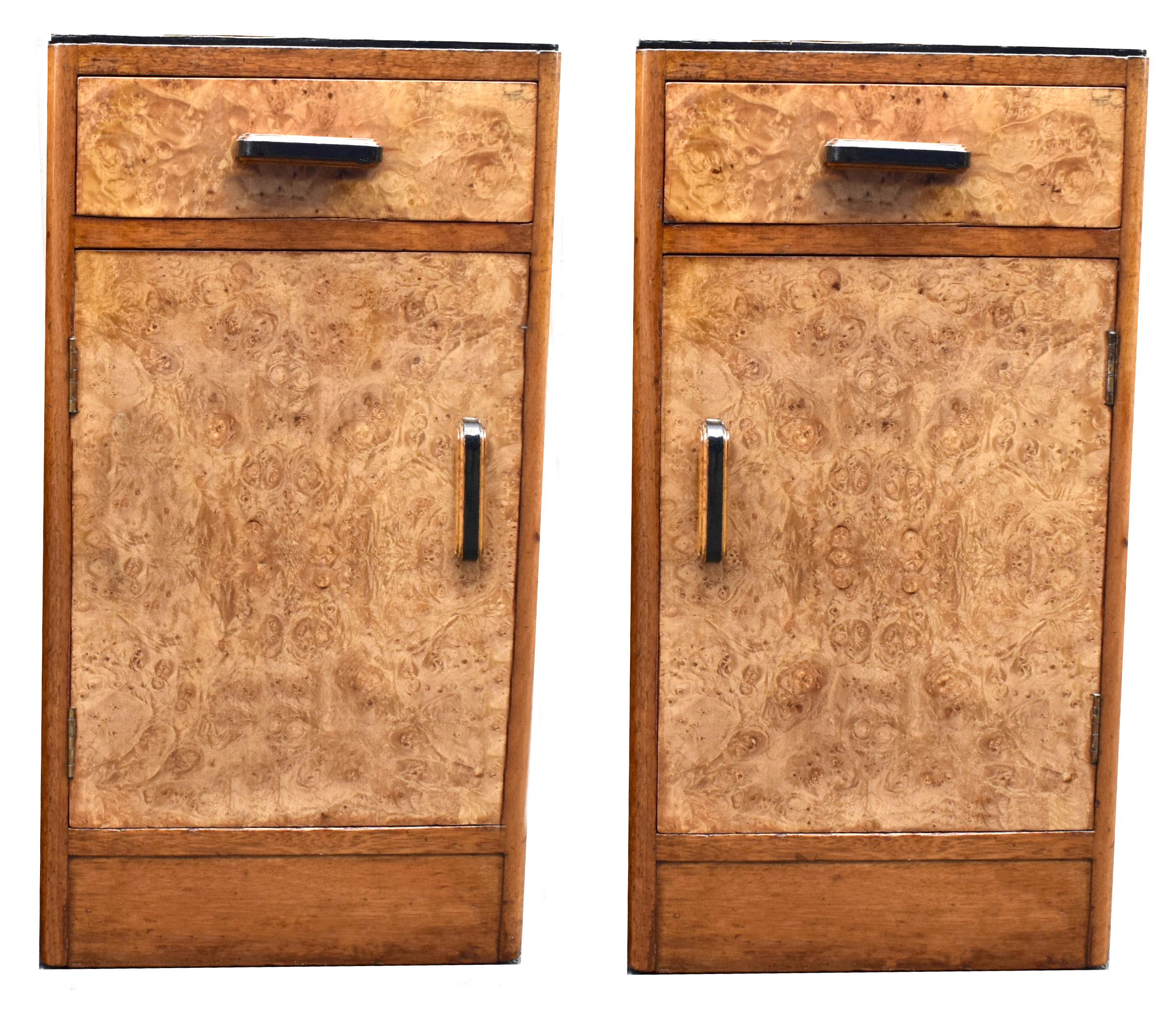 Walnut Art Deco Pair of Blonde Maple Bedroom Bedside Cabinets, Night Stands, c1930 For Sale