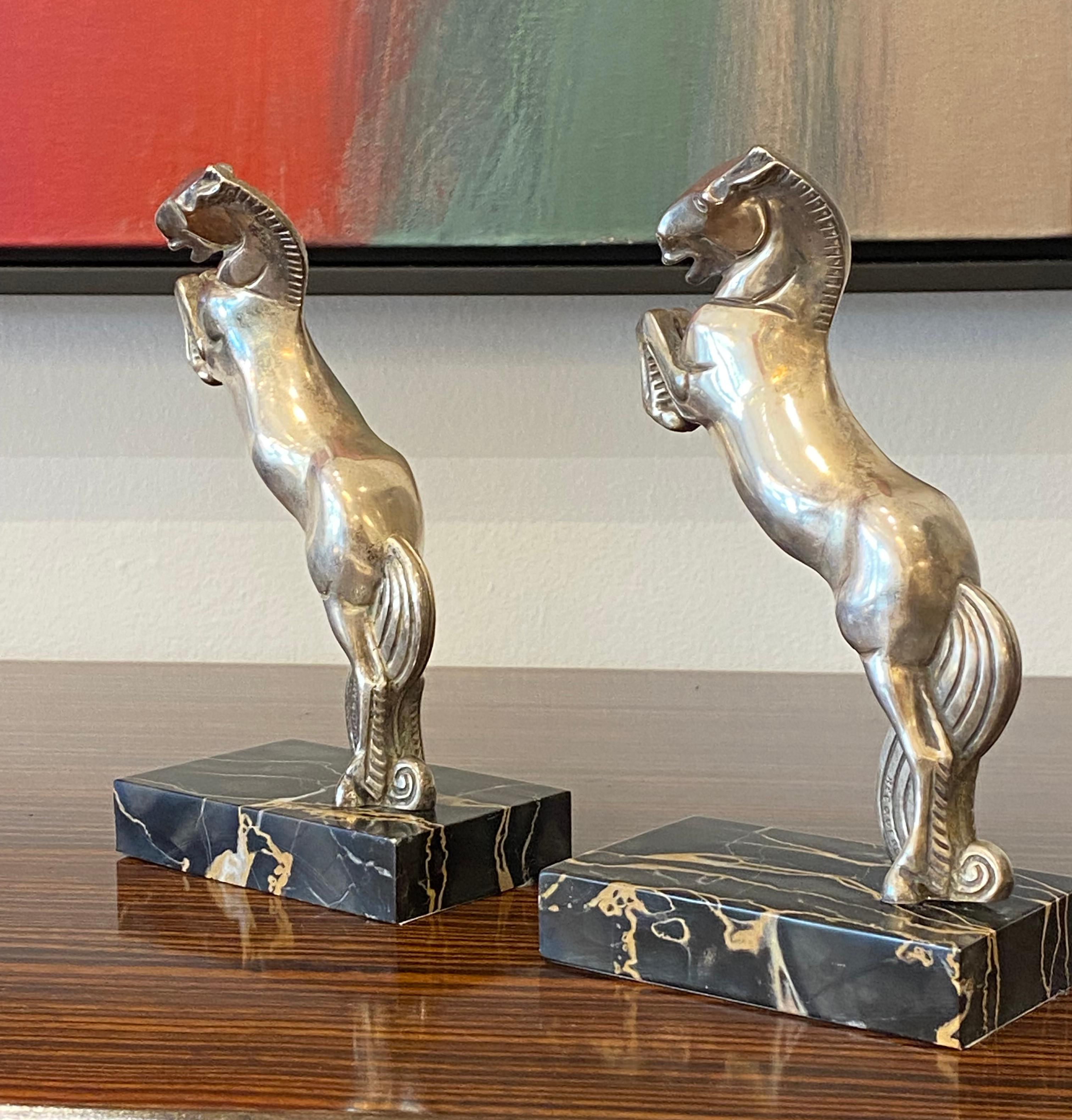 Art Deco Pair of Bookends by André Vincent Becquerel In Good Condition For Sale In Miami, FL