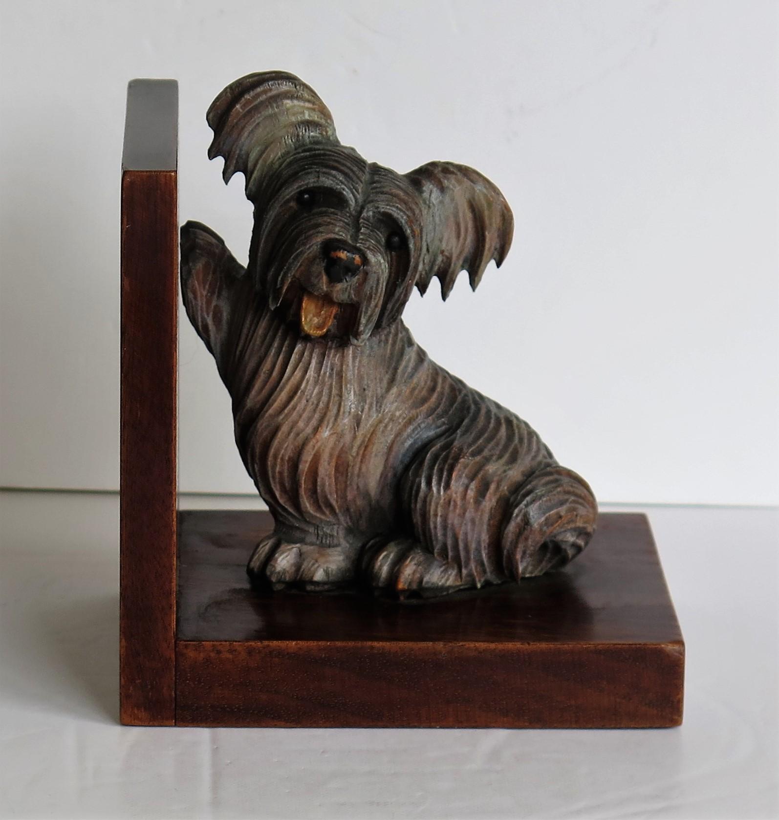 English Art Deco Pair of Bookends Hardwood with Terrier Dog Figures, circa 1930