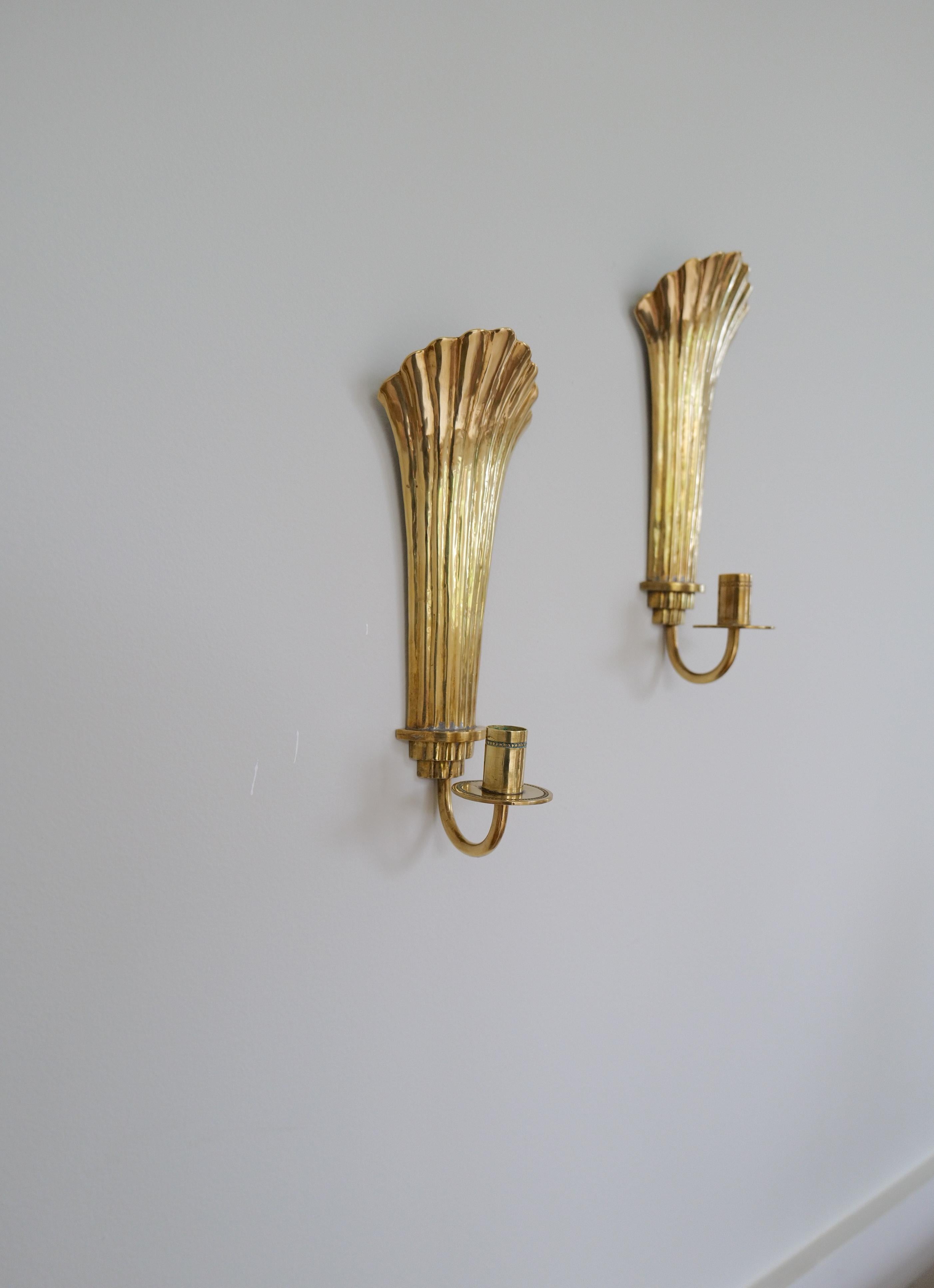 Coppia di candelieri da parete in ottone Art Déco Holmström, Arvika, Svezia, anni 40 in vendita 2