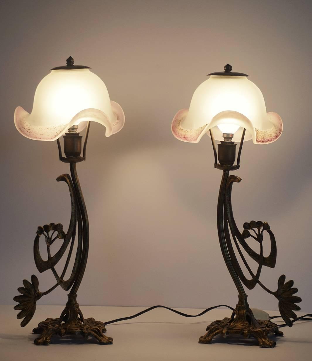 Art Deco Pair of Bronze Table Lamps with Art Glass Shades For Sale 3