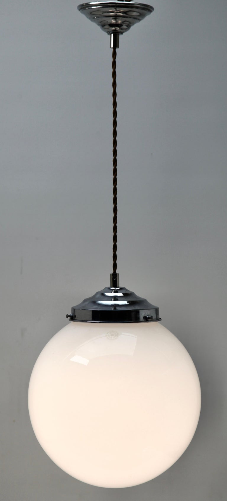Belgian Art Deco Pair of Ceiling Lamps, Val Saint-Lambert Belgium Glass Shade, 1930s For Sale