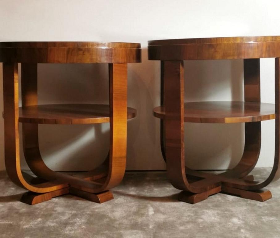 Polished Art Deco Pair of Coffee Tables in Walnut, Austria, 1930