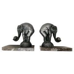 Par de Sujetalibros Elefante Art Decó, Francés, C1930