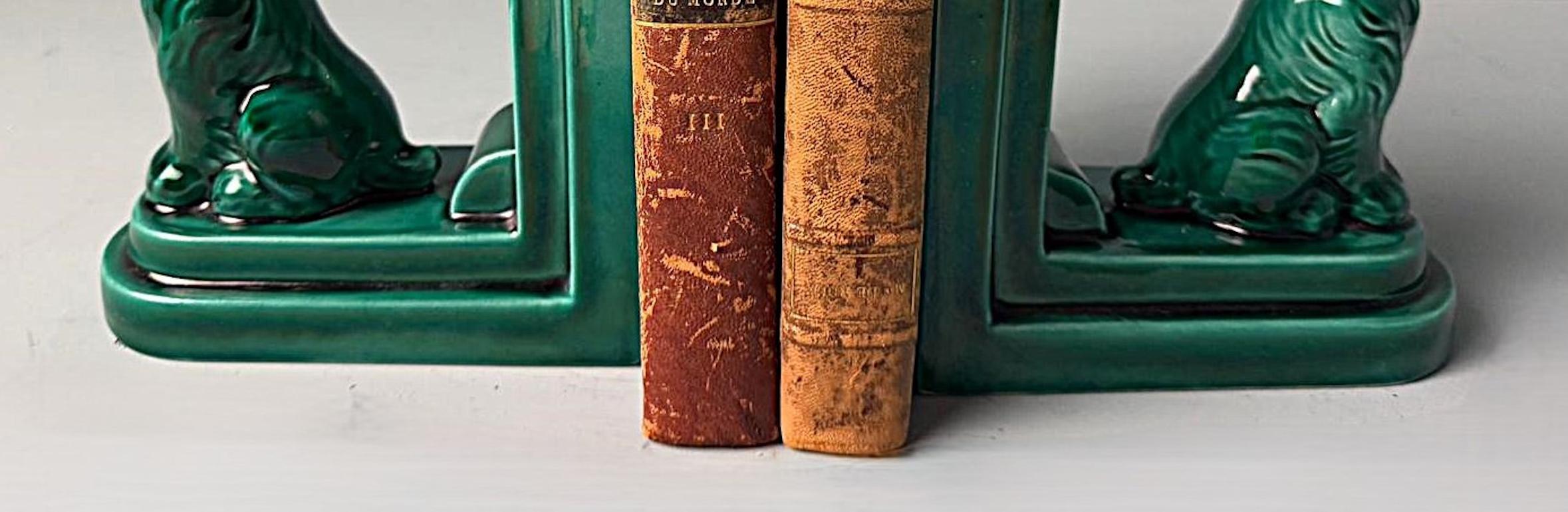 Art Deco Paar französische keramische Buchstützen im Saint Clément Stil im Angebot 7