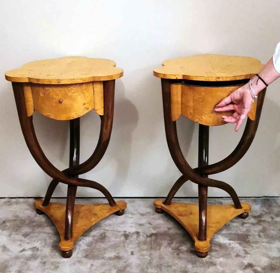 Art Deco Pair of Italian Briar and Walnut Bedside Tables 13