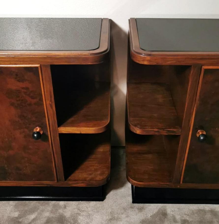 Art Deco Pair Of Italian Nightstands With Black Glass For Sale 1