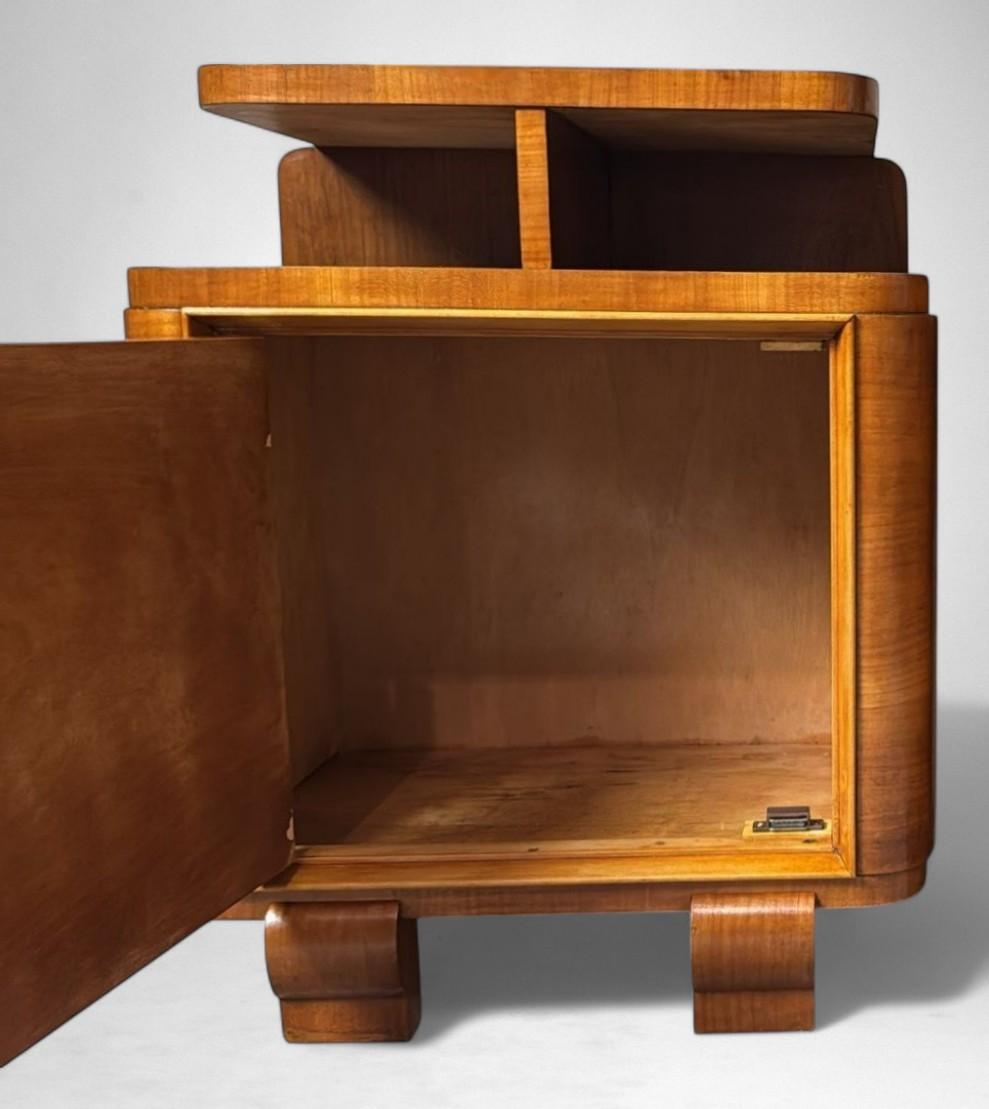 Brass Art Deco Pair Of Italian Nightstands For Sale