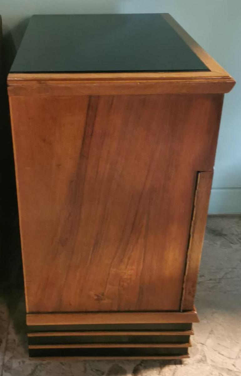 Art Deco Pair Of Italian Nightstands With Black Glass Top For Sale 5
