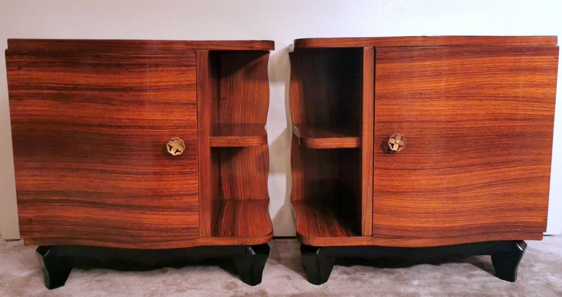 We kindly suggest you read the whole description, because with it we try to give you detailed technical and historical information to guarantee the authenticity of our objects.
Peculiar and interesting pair of Italian wooden bedside tables; the