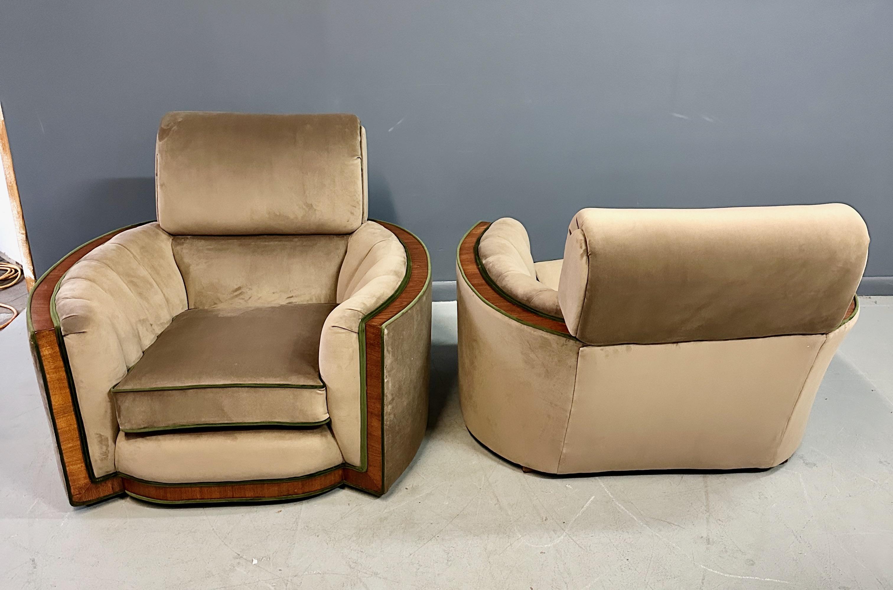 Paire de luxueuses chaises longues en velours moka avec incrustation de noyer, de style Art Déco en vente 3