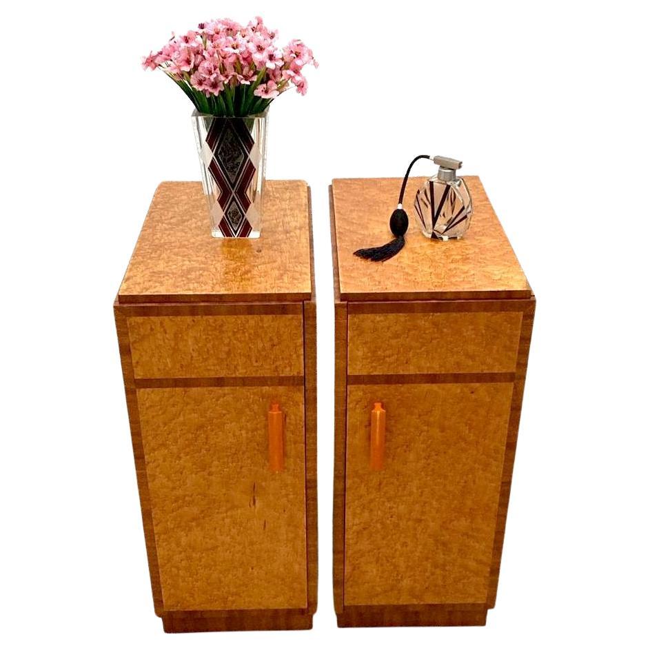 Art Deco Pair of Matching Bedside Cabinets in Blonde Maple, circa 1930s