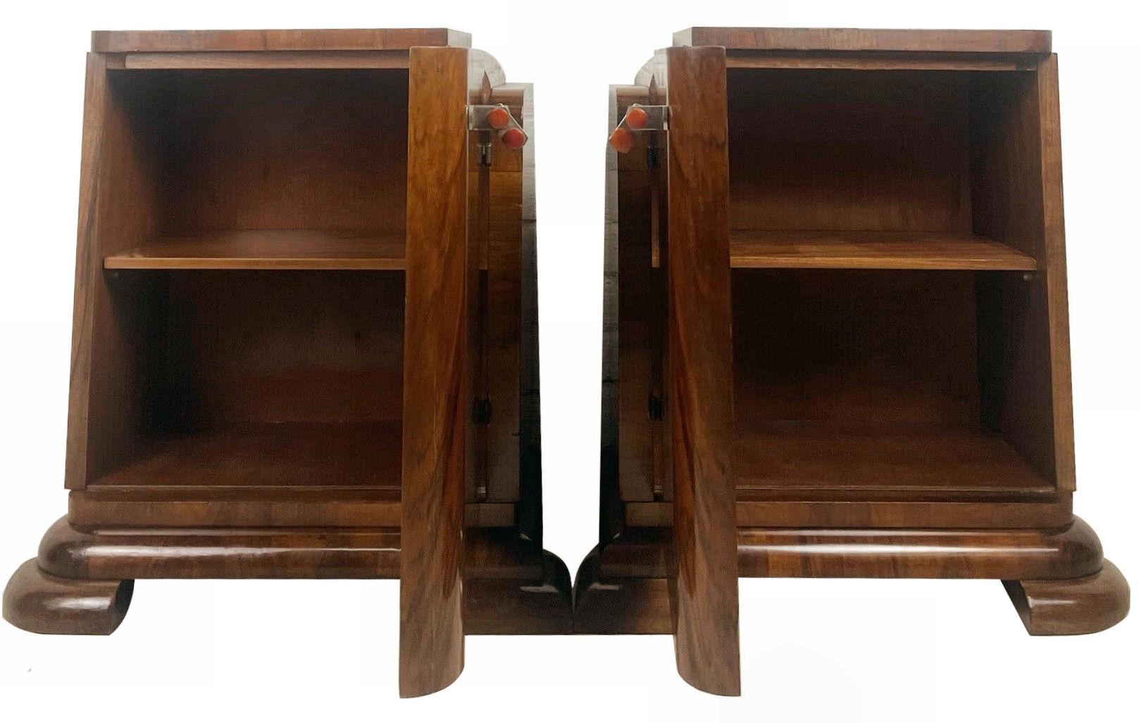 Art Deco Pair of Matching Bedside Table Nightstands in Walnut, c1930 In Good Condition In Devon, England