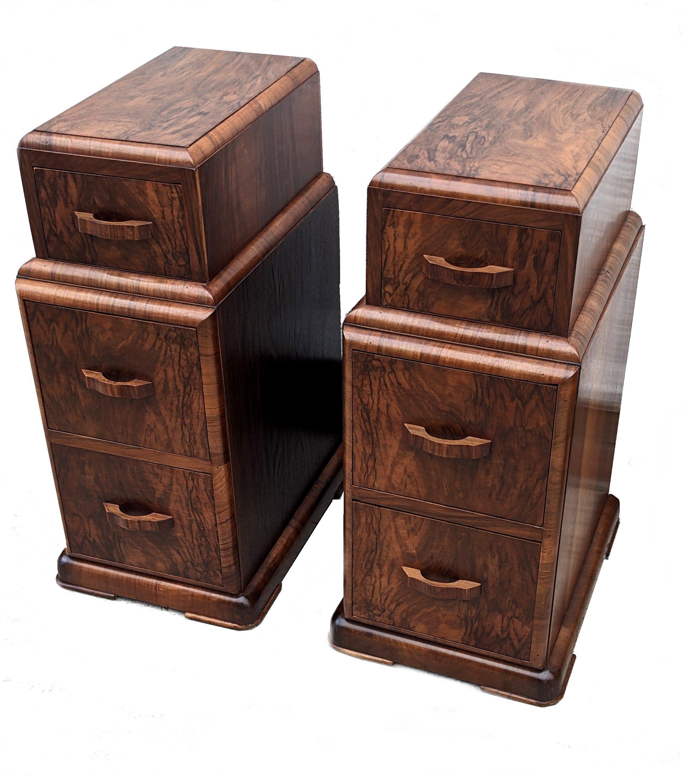 English Art Deco Pair of Matching Walnut Bedside Cabinet Night Stands, c1930 For Sale