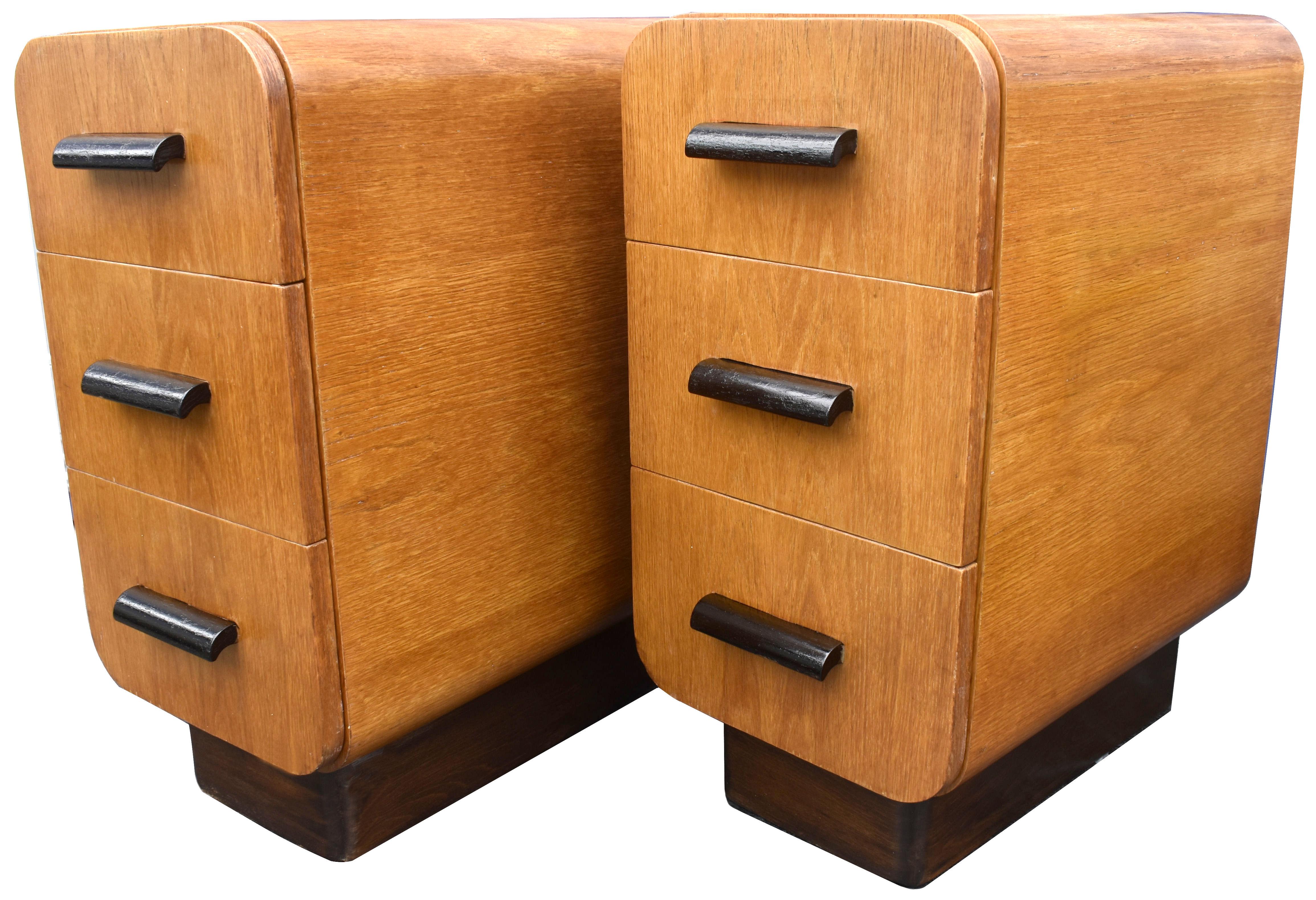 20th Century Art Deco Pair of Modernist Blonde Oak Bedside Cabinets, Night Stands, c1930