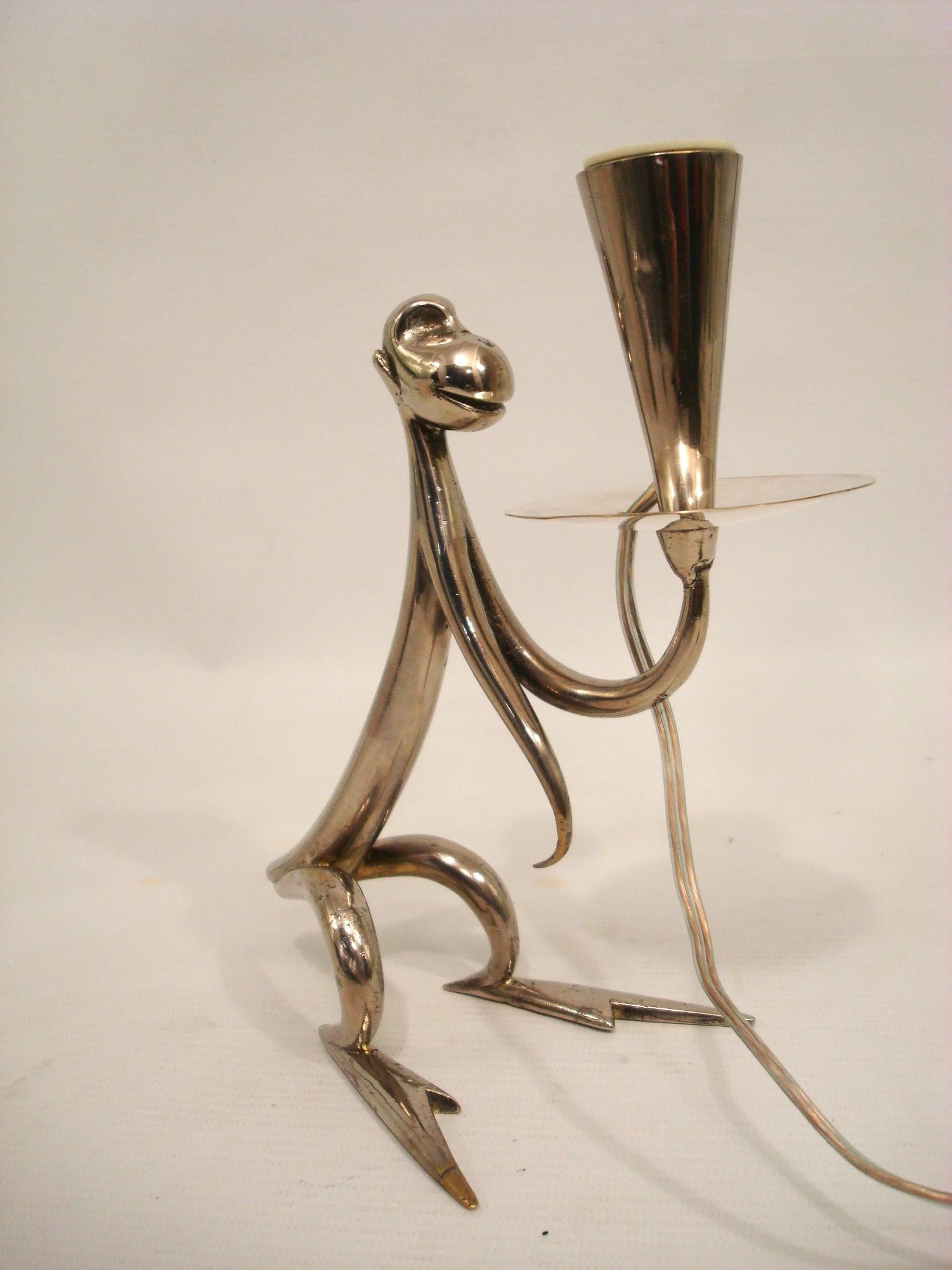 Pareja de lámparas de sobremesa Art Decó con escultura de mono de Hagenauer, Austria  1920's en venta 1